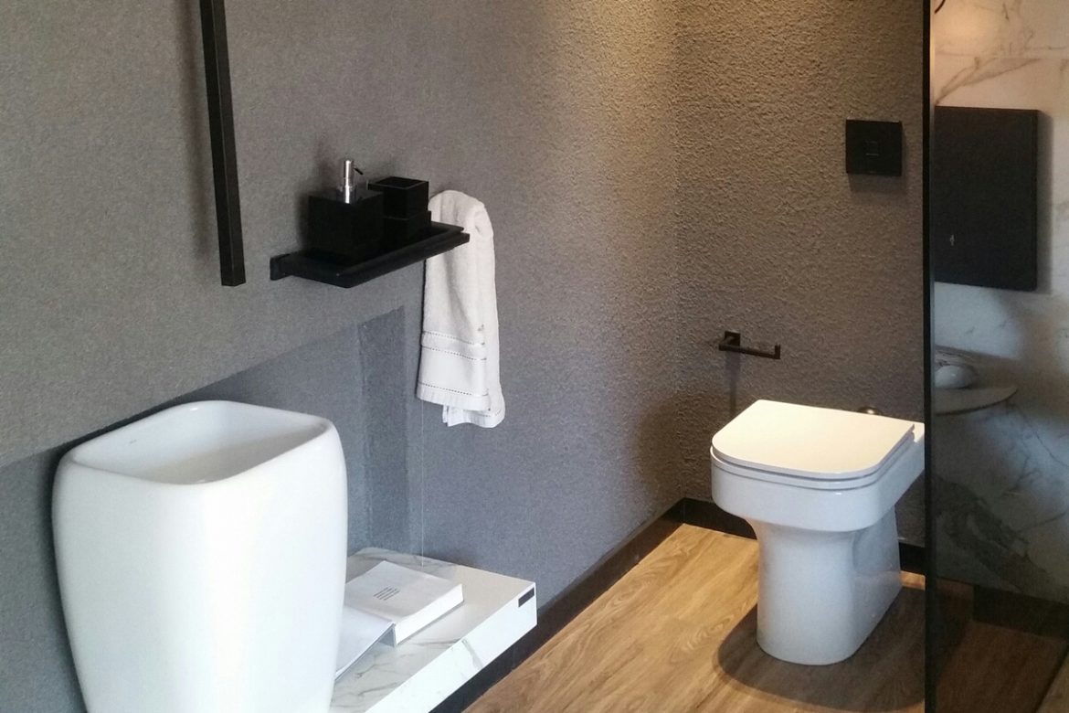 Como mudar o local do banheiro da sua casa de forma simples